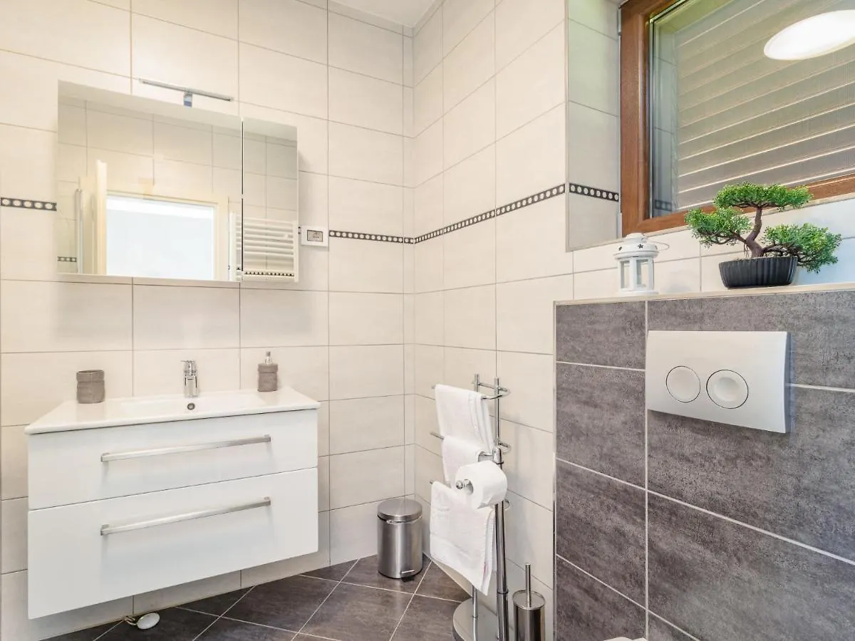 Holiday Home Villa Mala Halu Gračišće